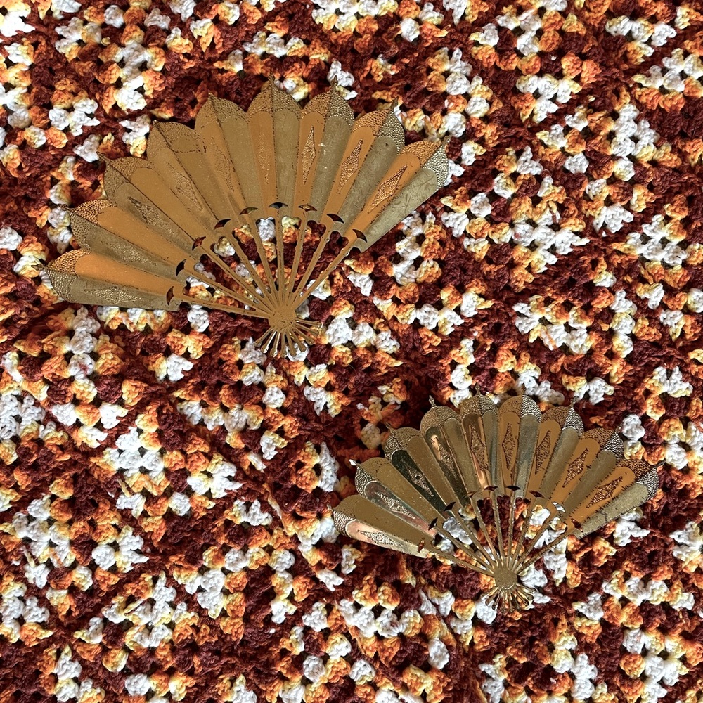 Vintage Brass-color Metal Fans Wall Decor